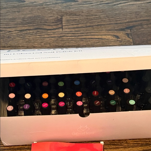 NWT Beetles Gel Nail Polish Kit - 60 Colors and accessories (nails, brushes etc) - Picture 6 of 12